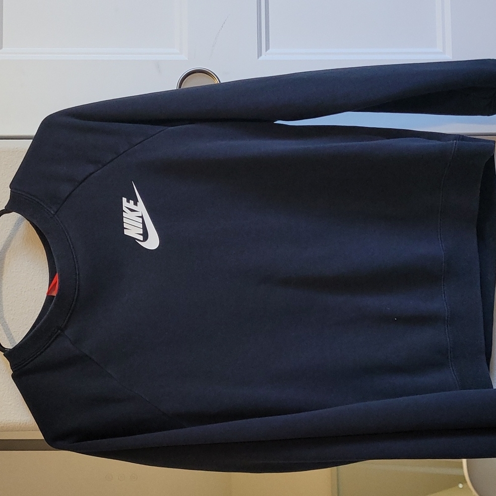 Nike crewneck